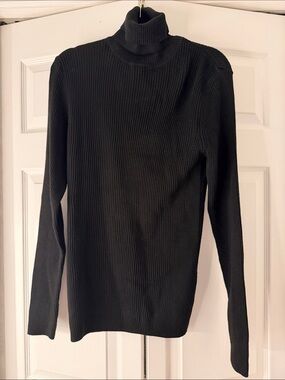 ASOS Women’s Dark Gray Ribbed Turtleneck Sweater